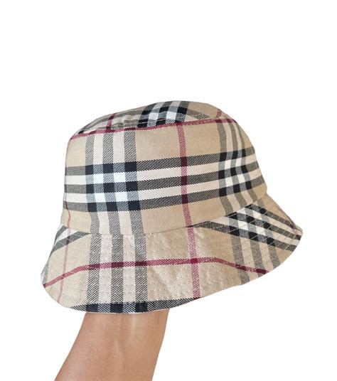 Burberry Nova Check Bucket Hat 